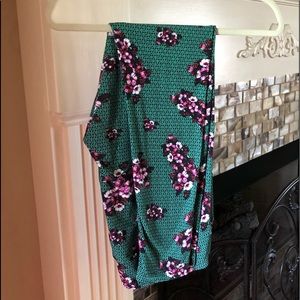 Lularoe Tall & Curvy Leggings